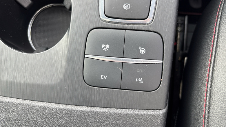 Ford Kuga 2.5 PHEV ST-Line X 5dr CVT Estate